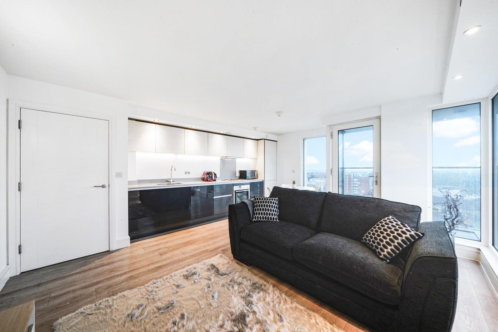 Luxury Apartment With Stunning Views On 10Th Floor Edgware Dış mekan fotoğraf