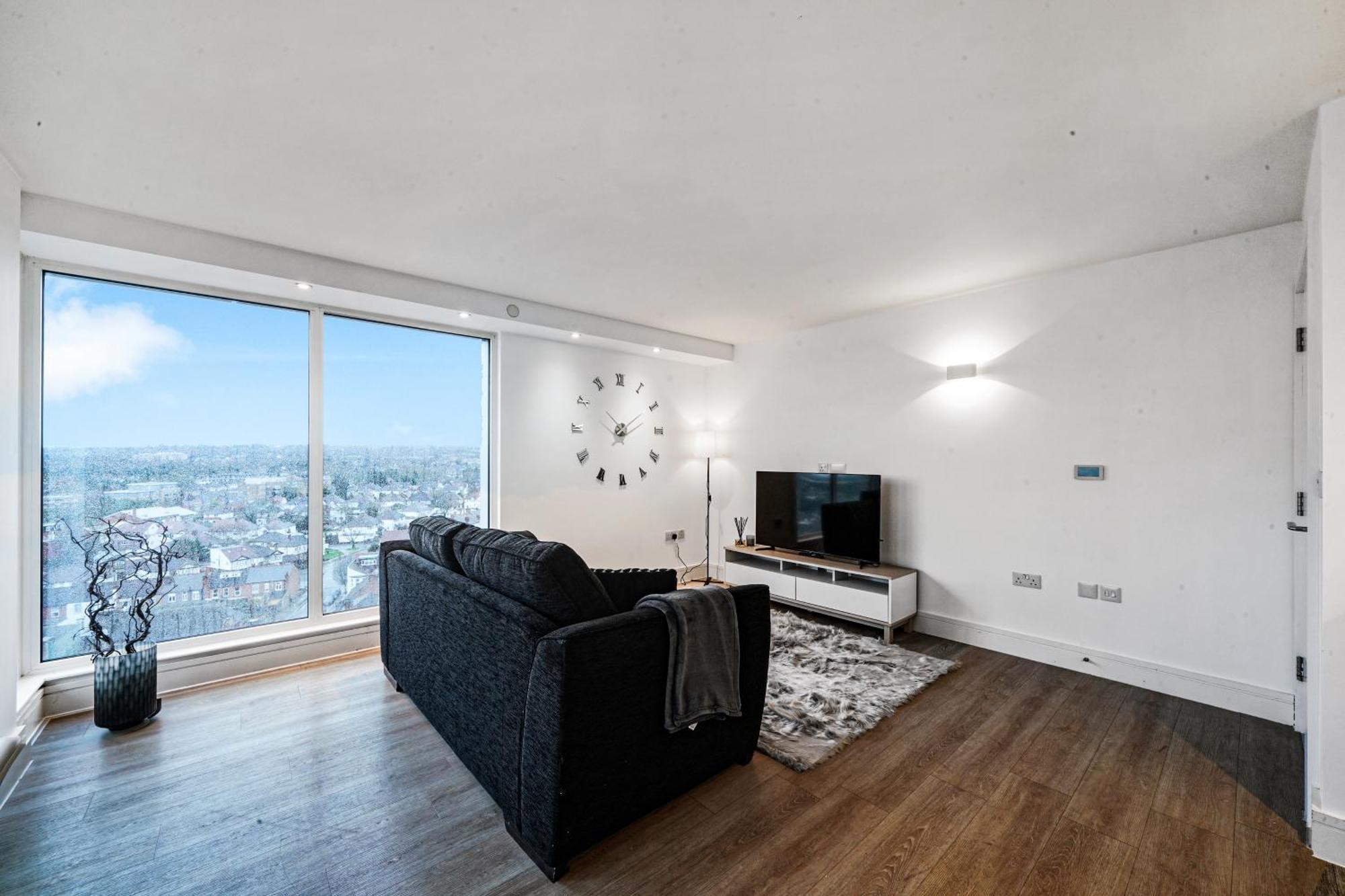 Luxury Apartment With Stunning Views On 10Th Floor Edgware Dış mekan fotoğraf